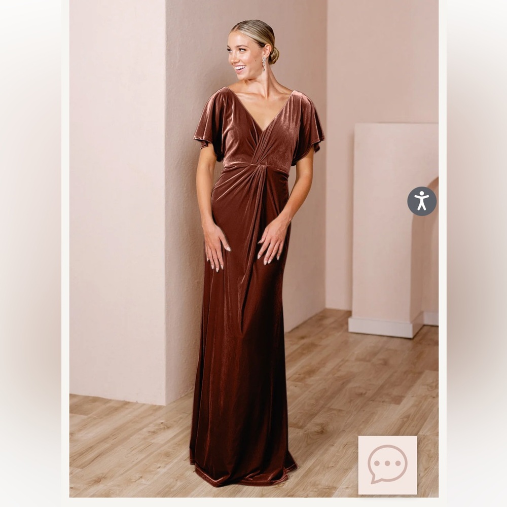 Revelry Gwen Velvet Dress in Burgundy